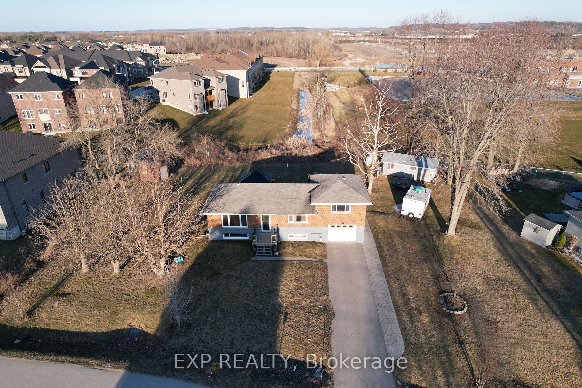 665 Simcoe Road
