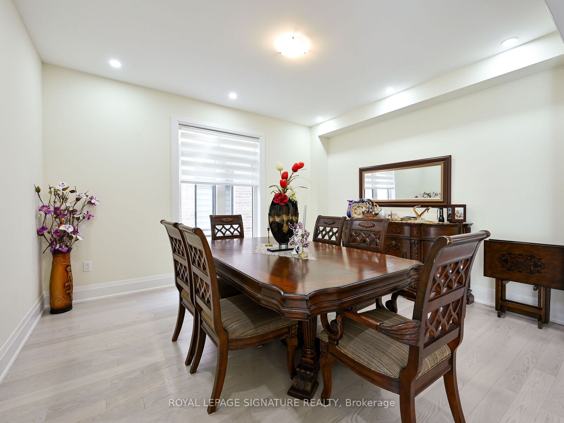 110 Ferraigine Crescent