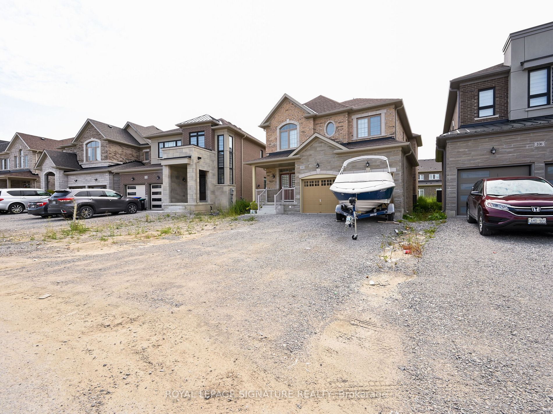 110 Ferraigine Crescent