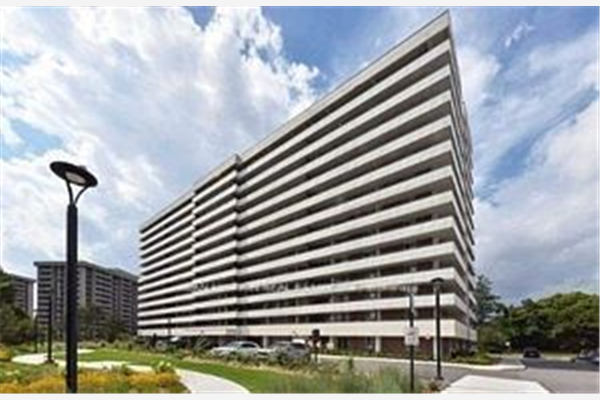80 Inverlochy Blvd, Markham
