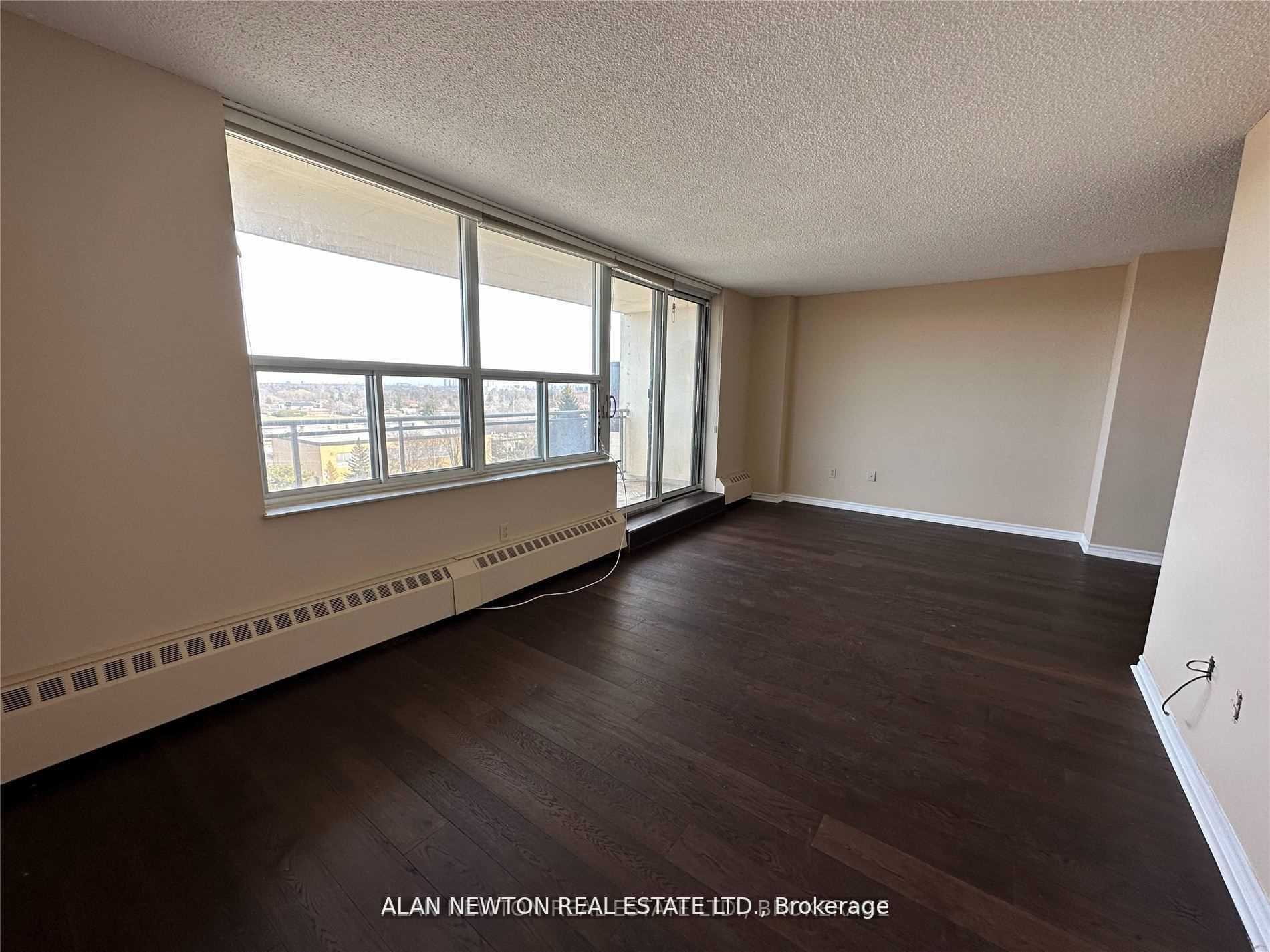 180 Dudley Ave, #601