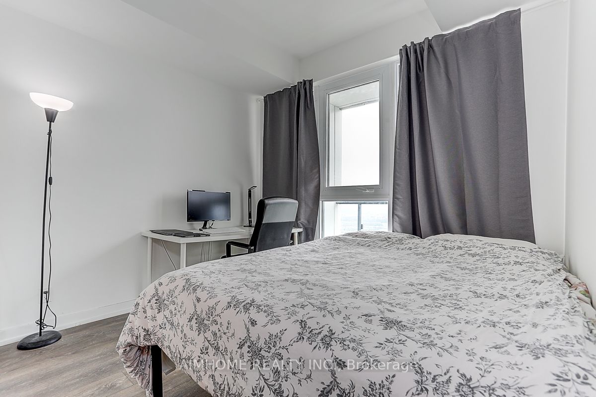 898 Portage Parkway, #5805