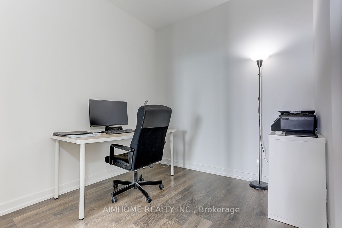 898 Portage Parkway, #5805