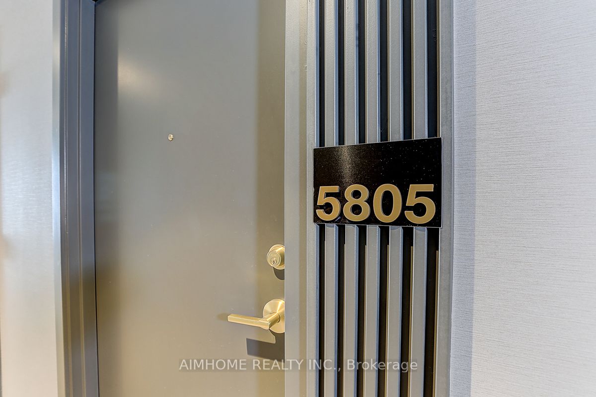 898 Portage Parkway, #5805