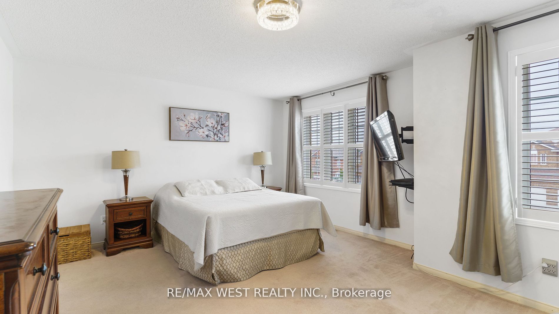 16 Piazza Cres