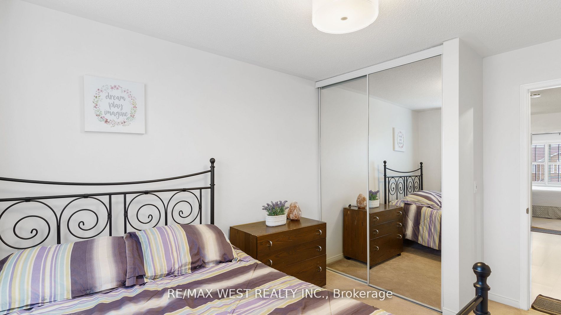 16 Piazza Cres
