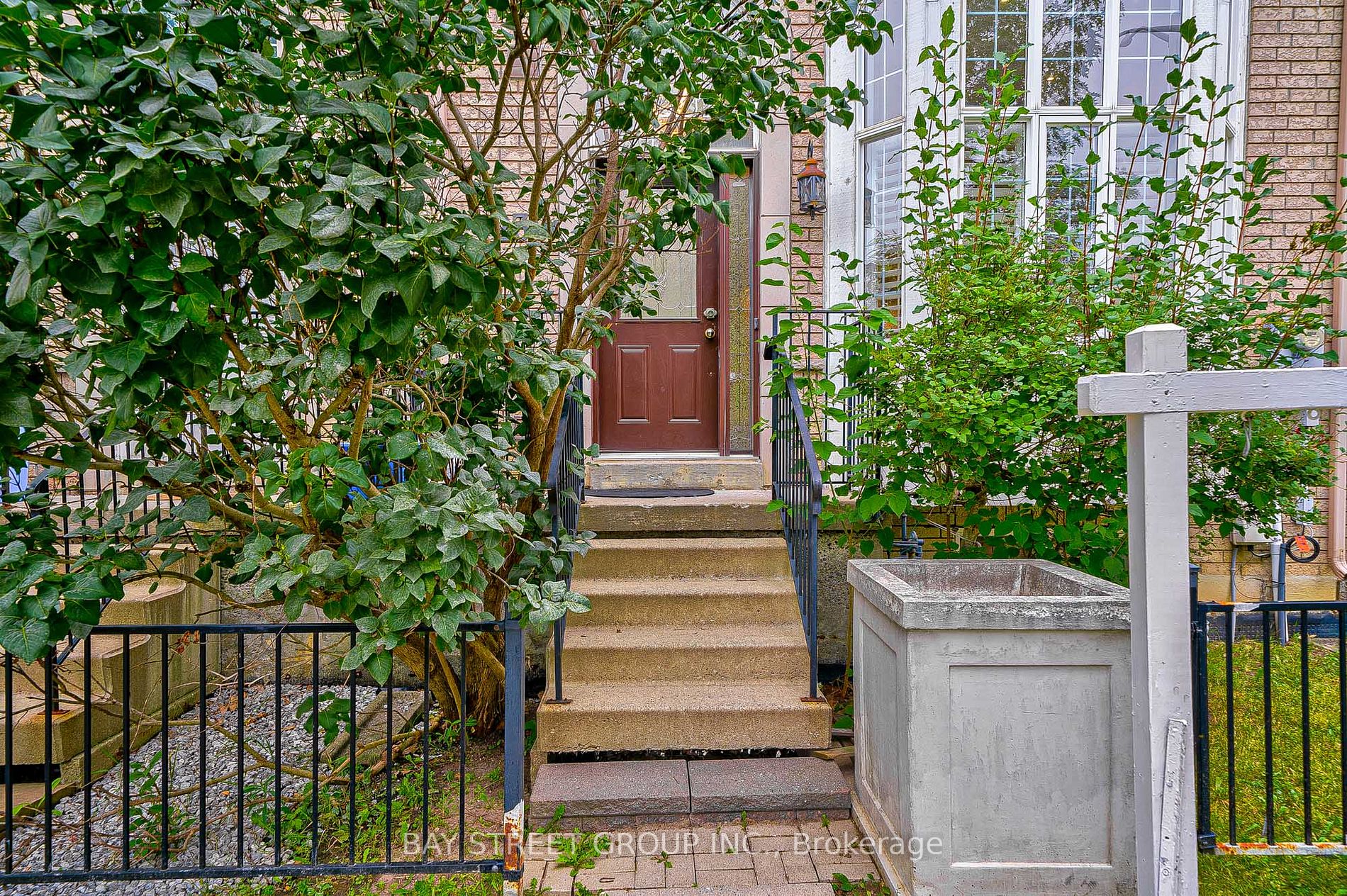 239 Shirley Dr