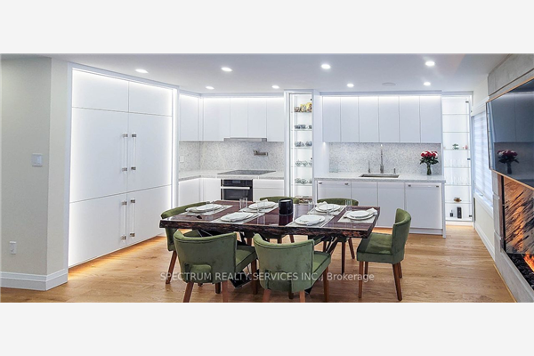 81 Harmony Rd, Vaughan