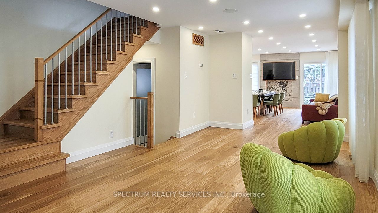 81 Harmony Rd