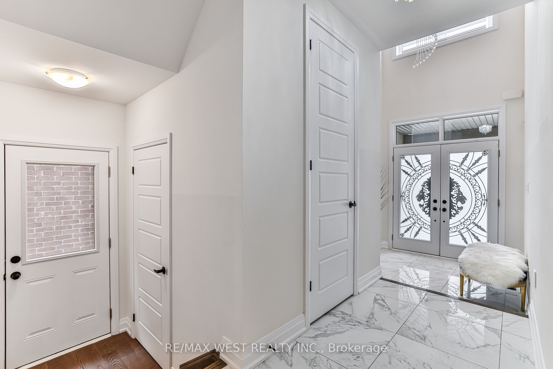 23 Jonkman Blvd