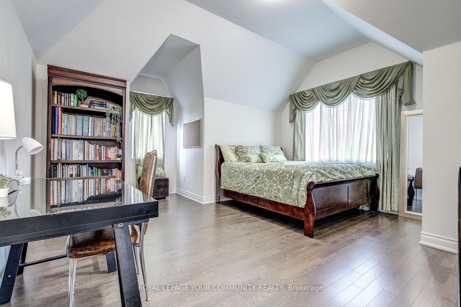 25 Munsie Dr