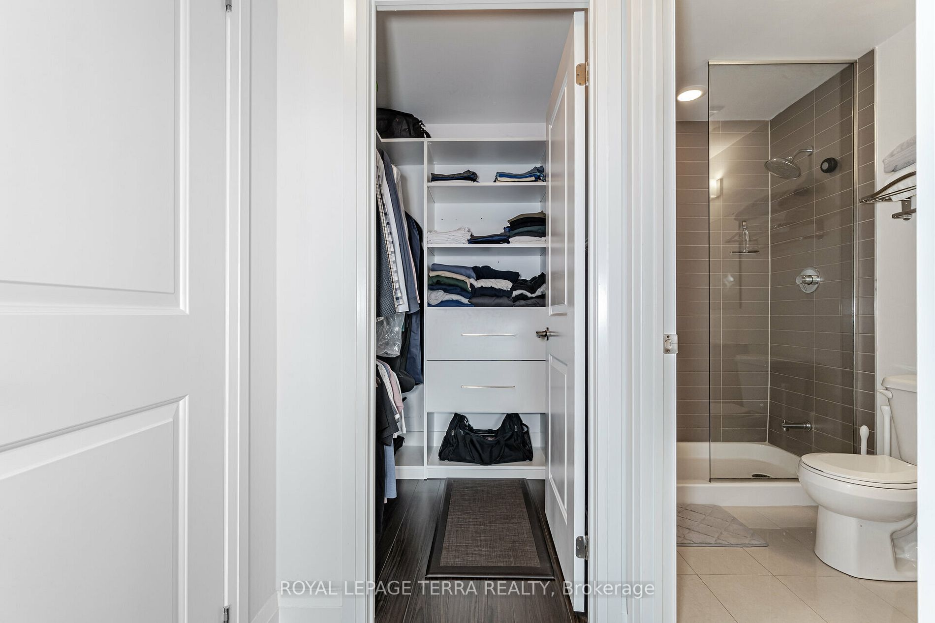 24 Woodstream Blvd, #701