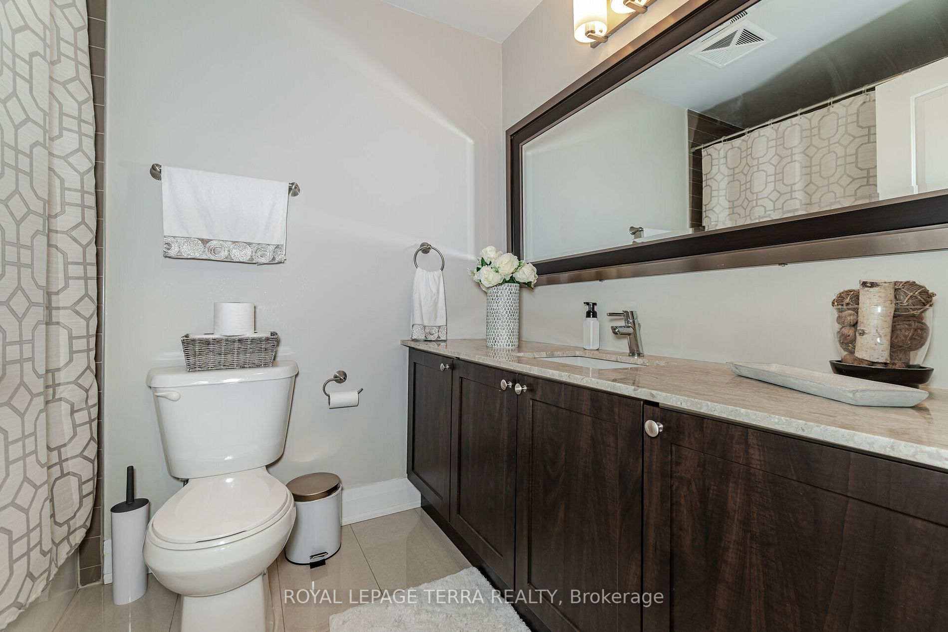 24 Woodstream Blvd, #701