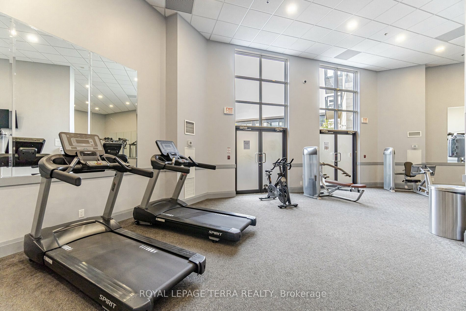 24 Woodstream Blvd, #701