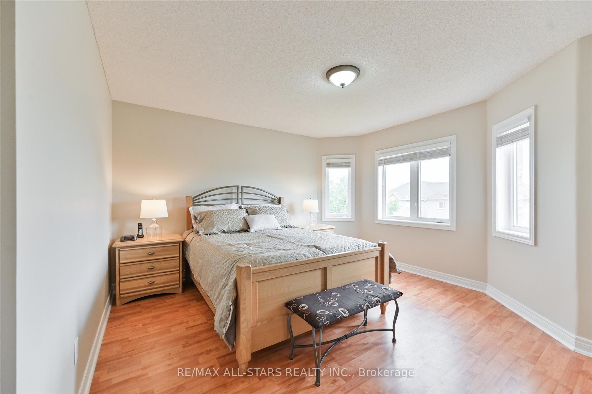 15 Quantum St