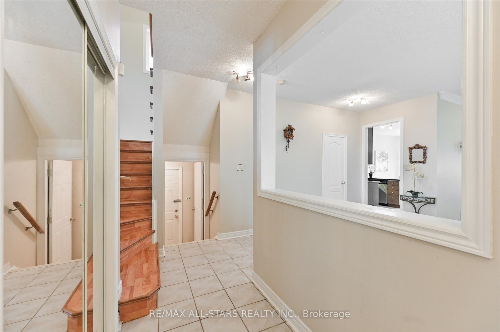15 Quantum St
