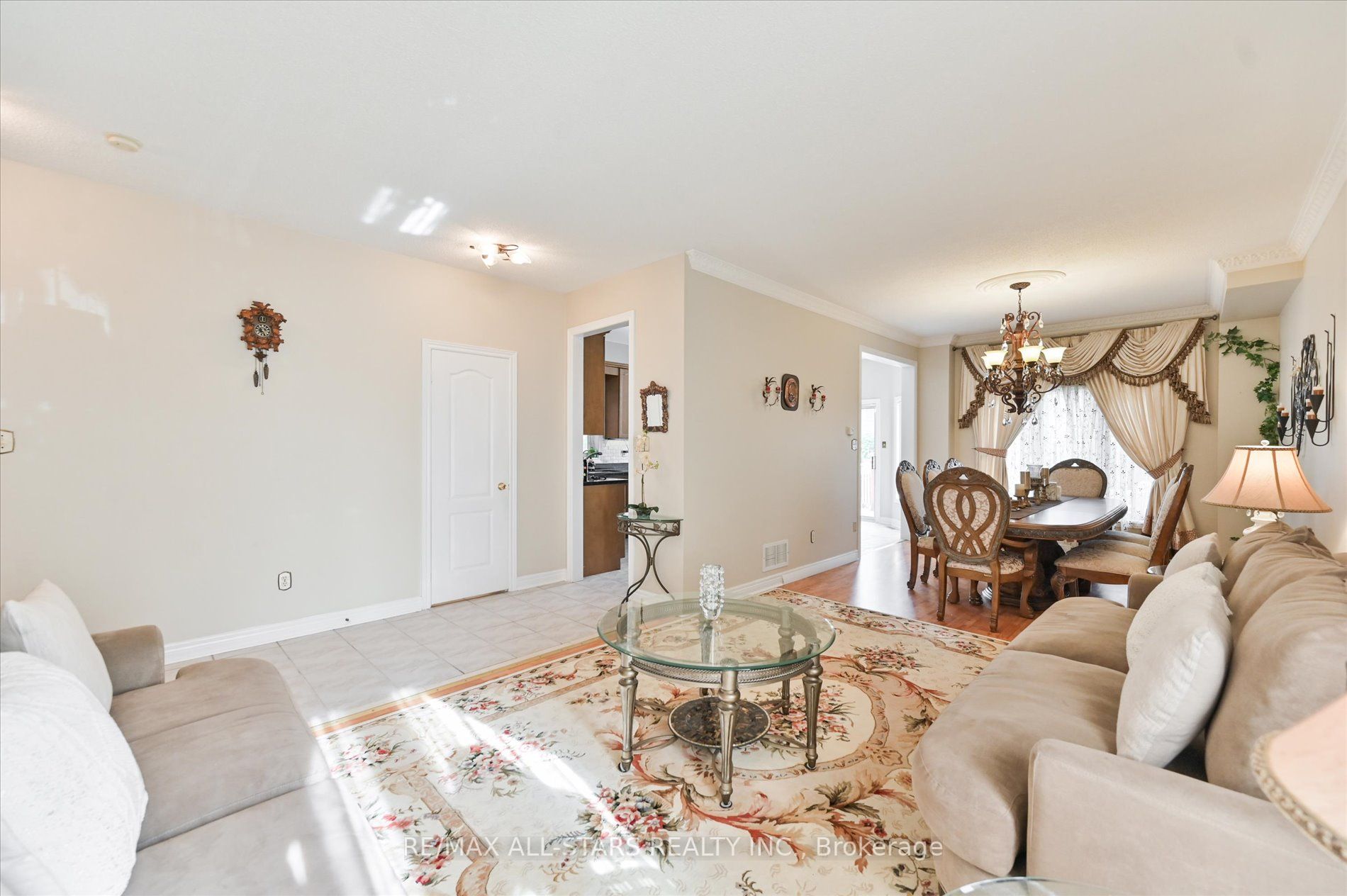15 Quantum St