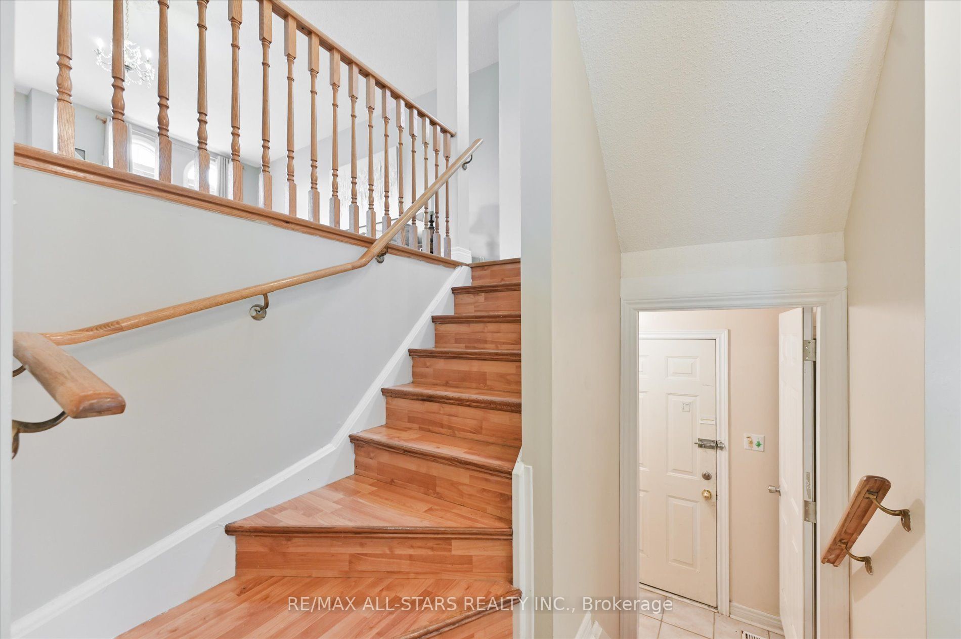15 Quantum St