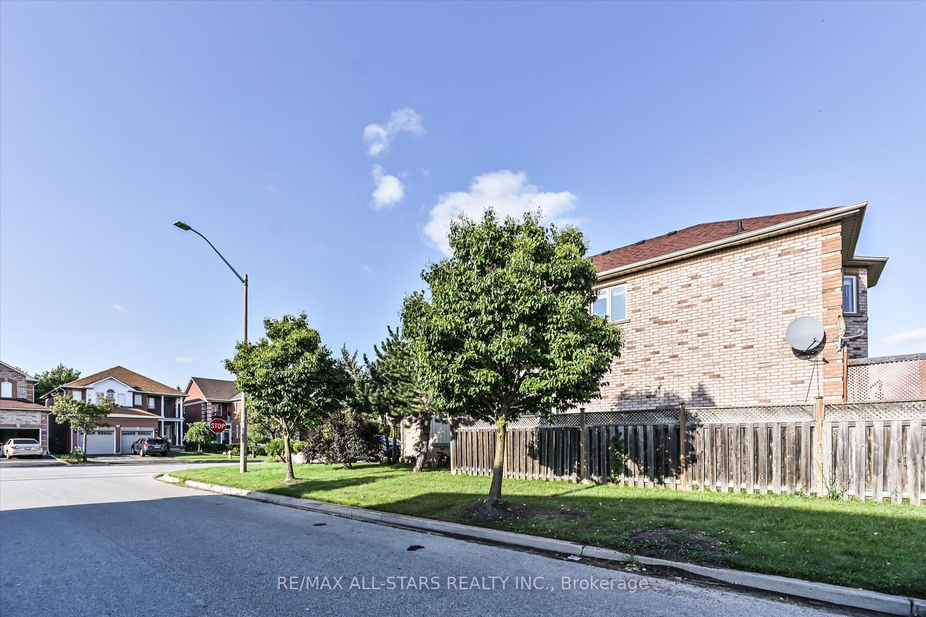 15 Quantum St