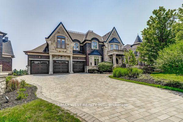 115 Hazelridge Crt