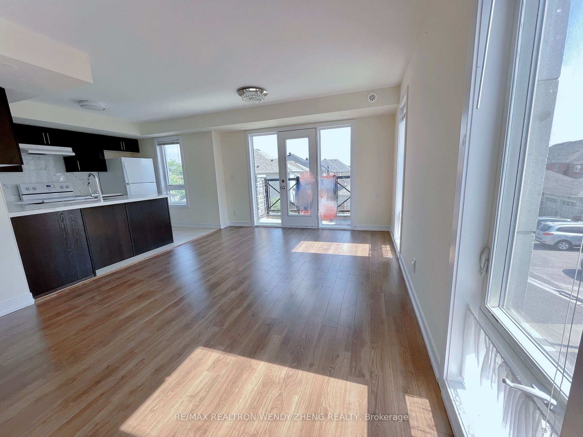 11 Dunsheath Way, #1203