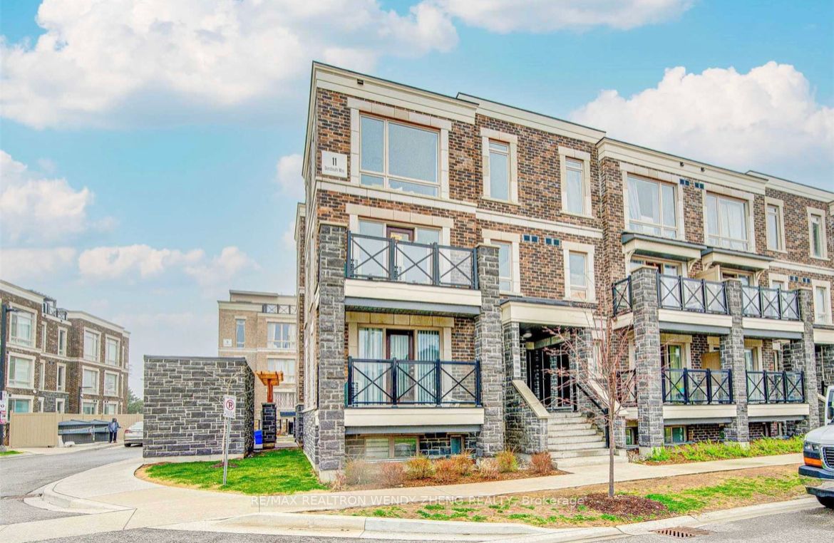 11 Dunsheath Way, #1203