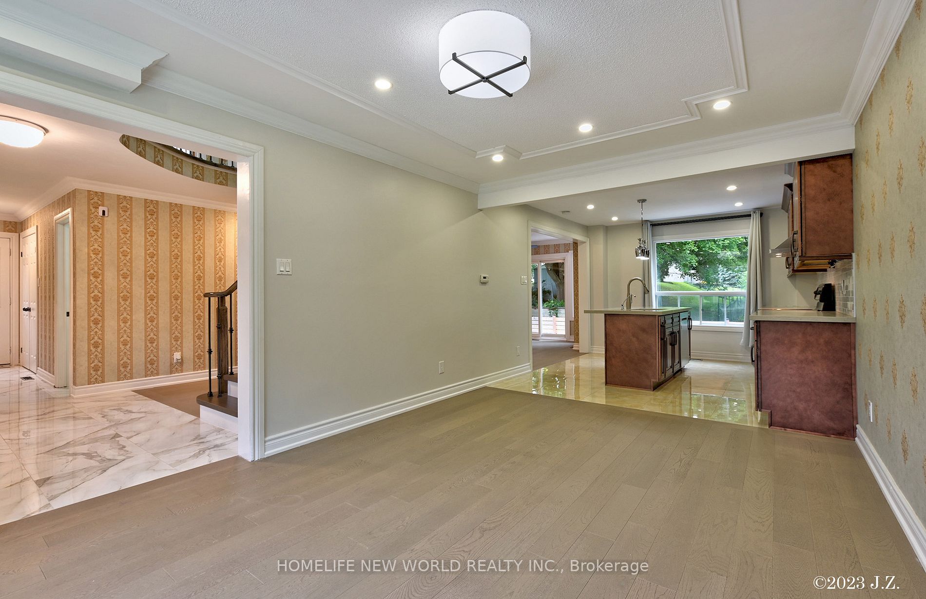14 Testa St