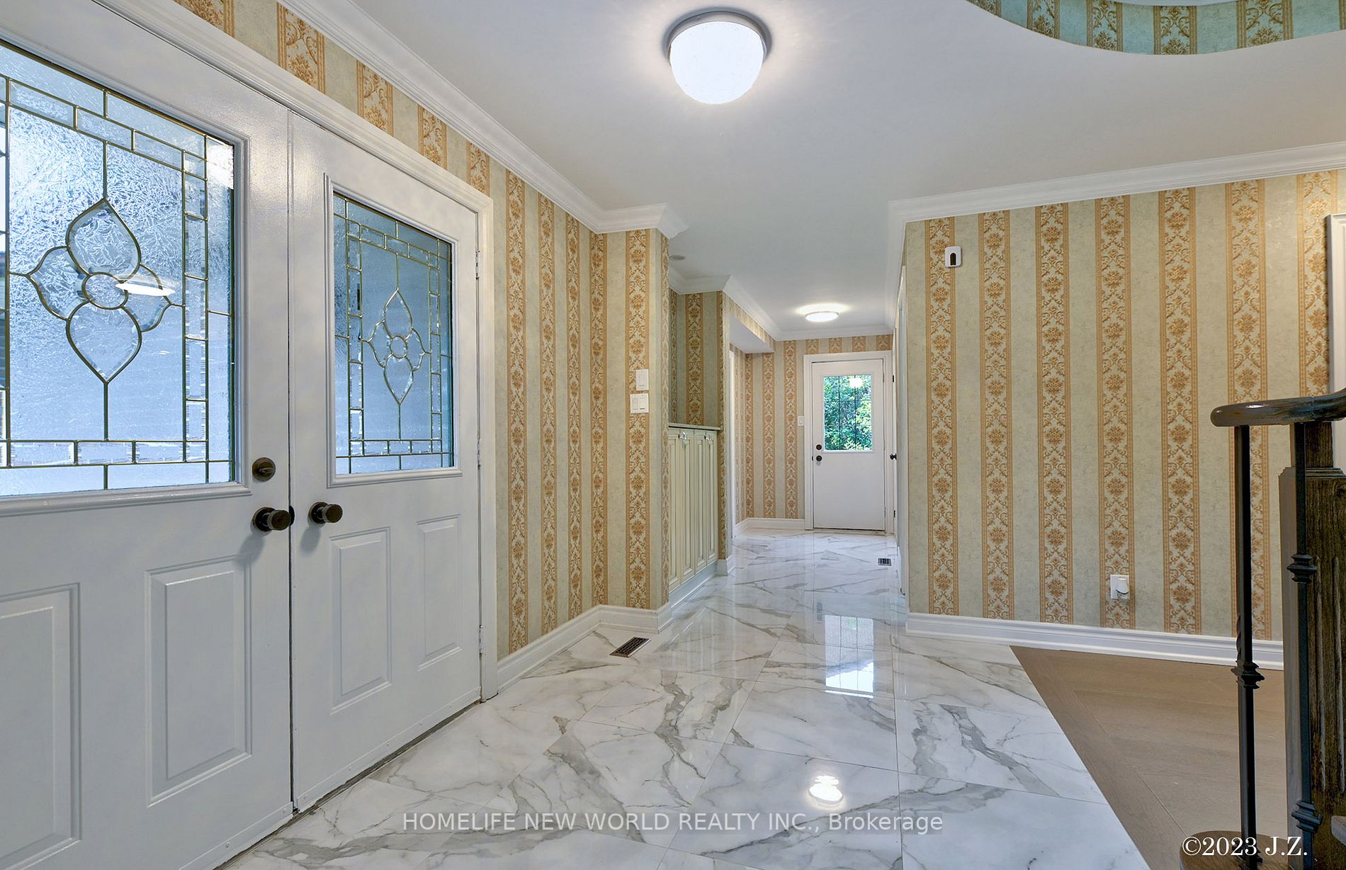 14 Testa St