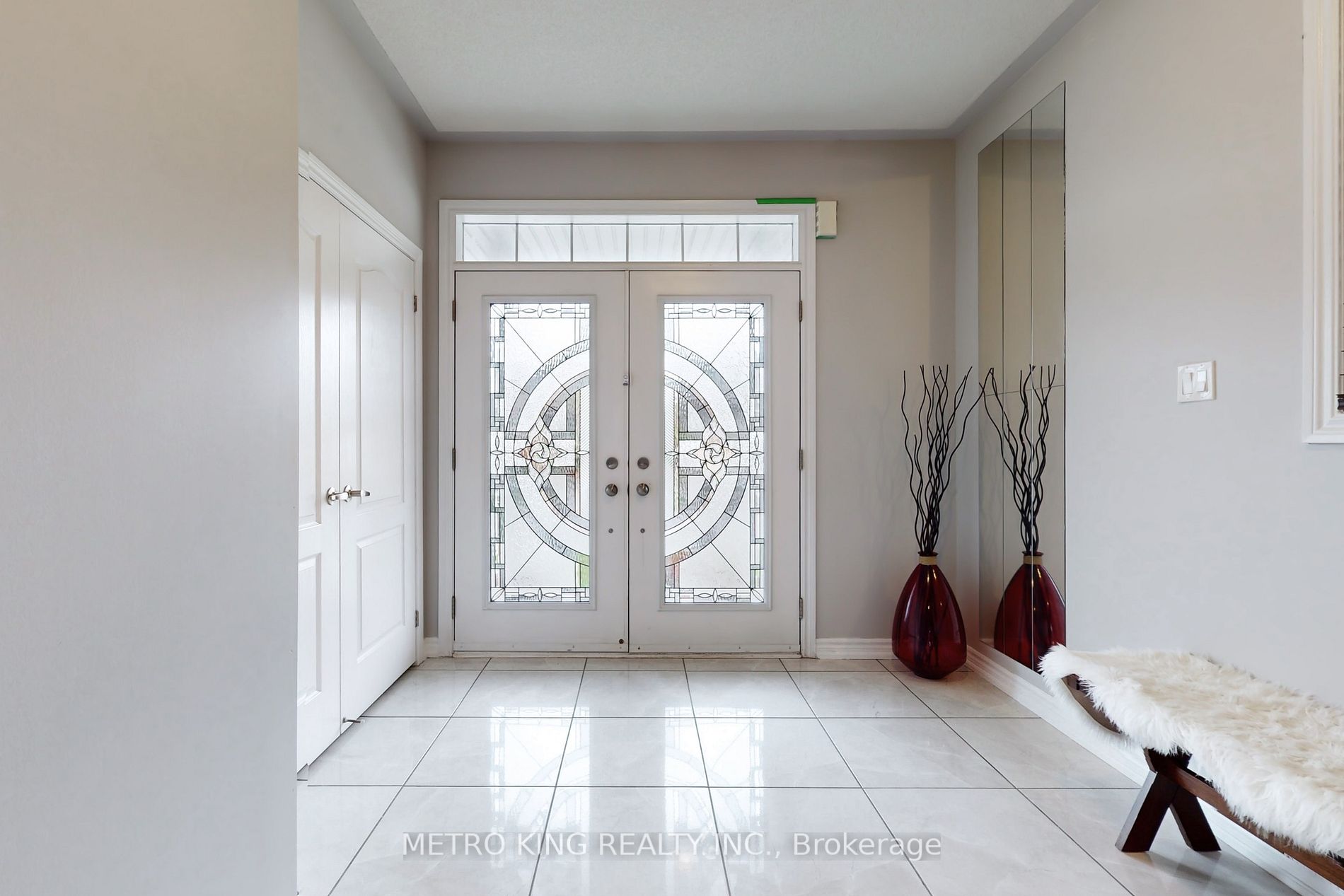 105 Sutherland Avenue