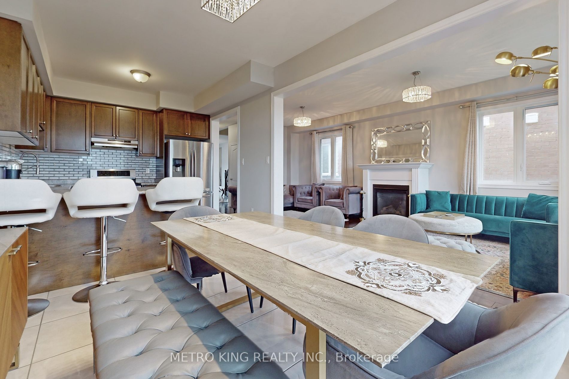 105 Sutherland Avenue