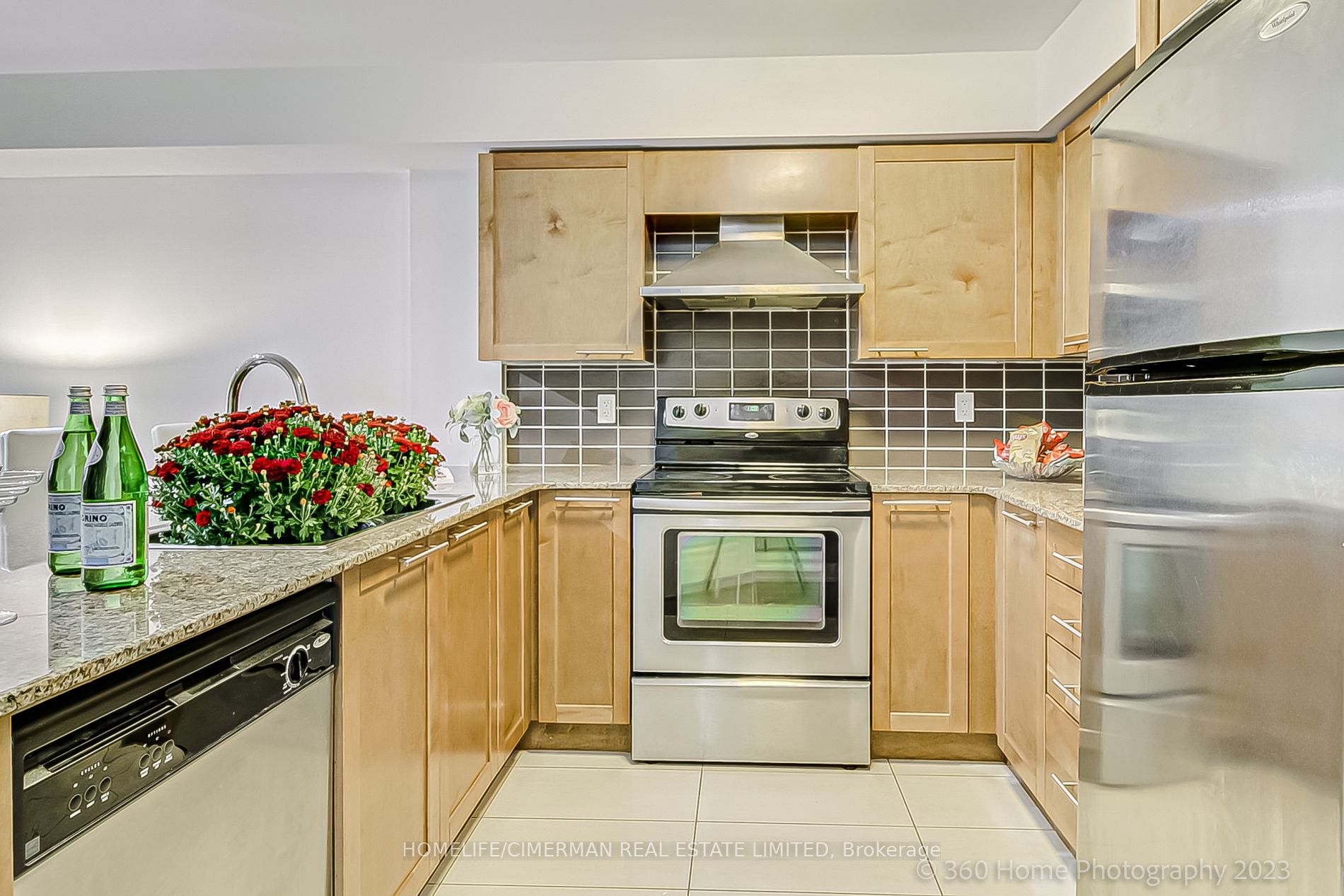 318 John Street, #123
