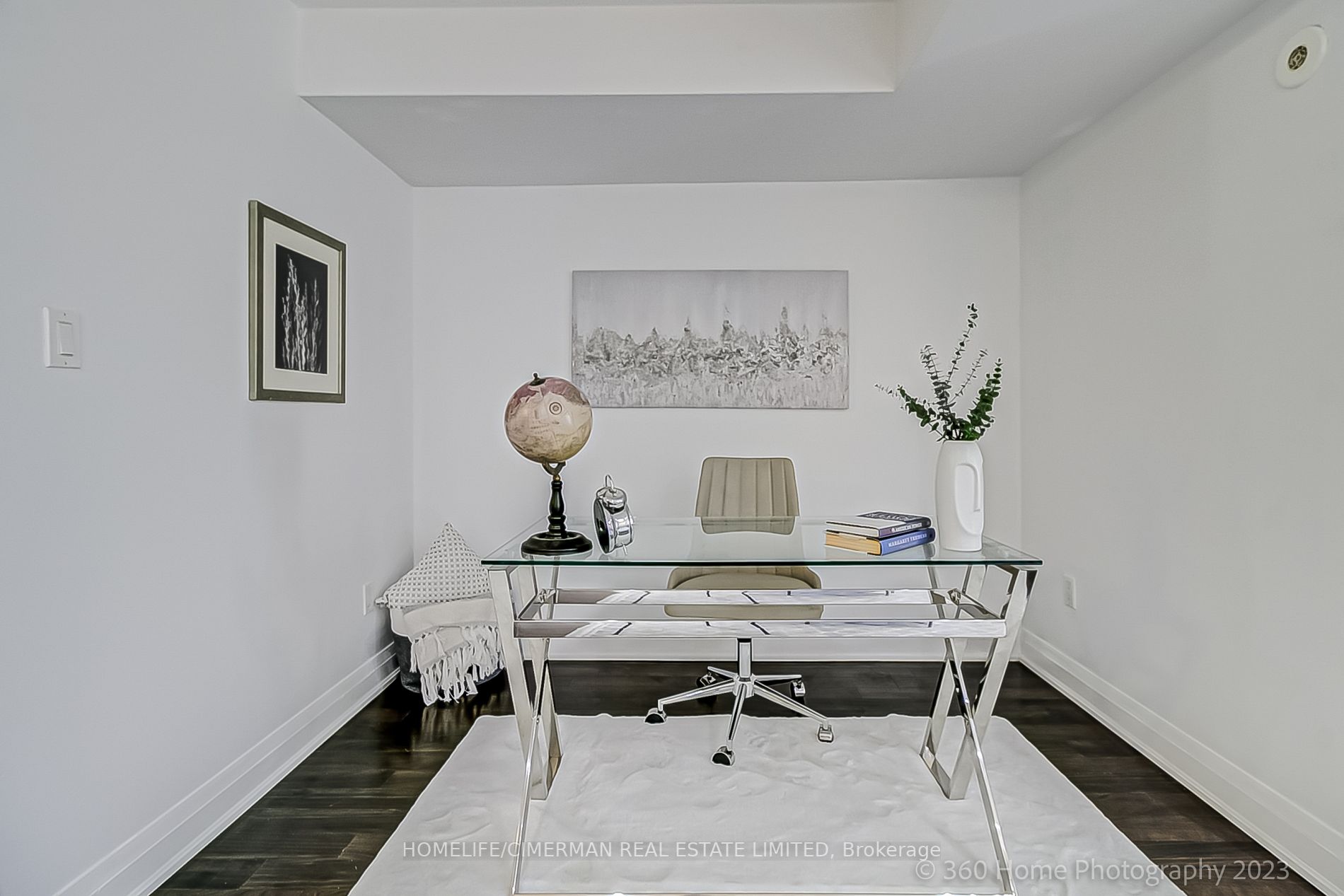 318 John Street, #123