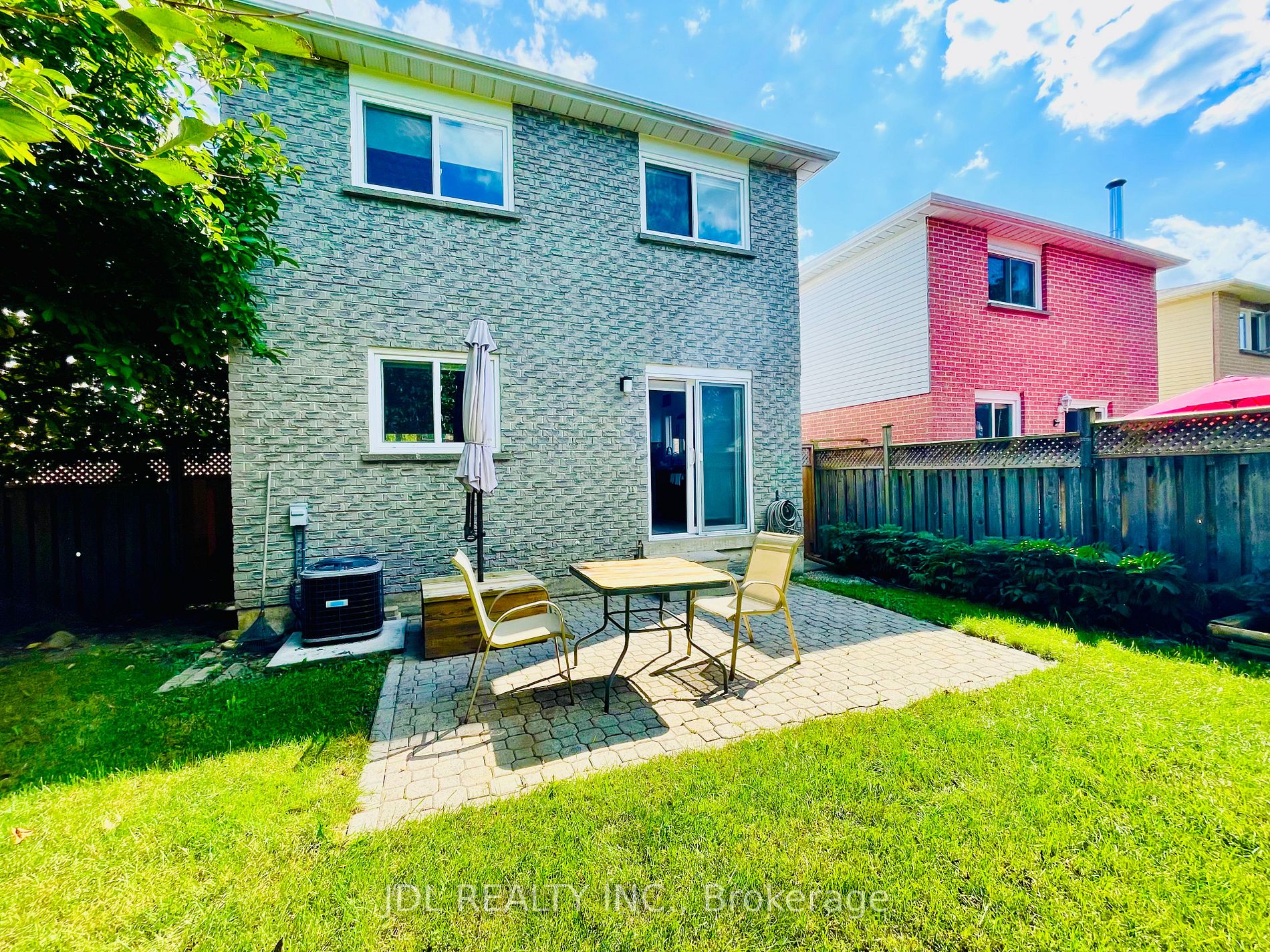 108 Nightstar Dr