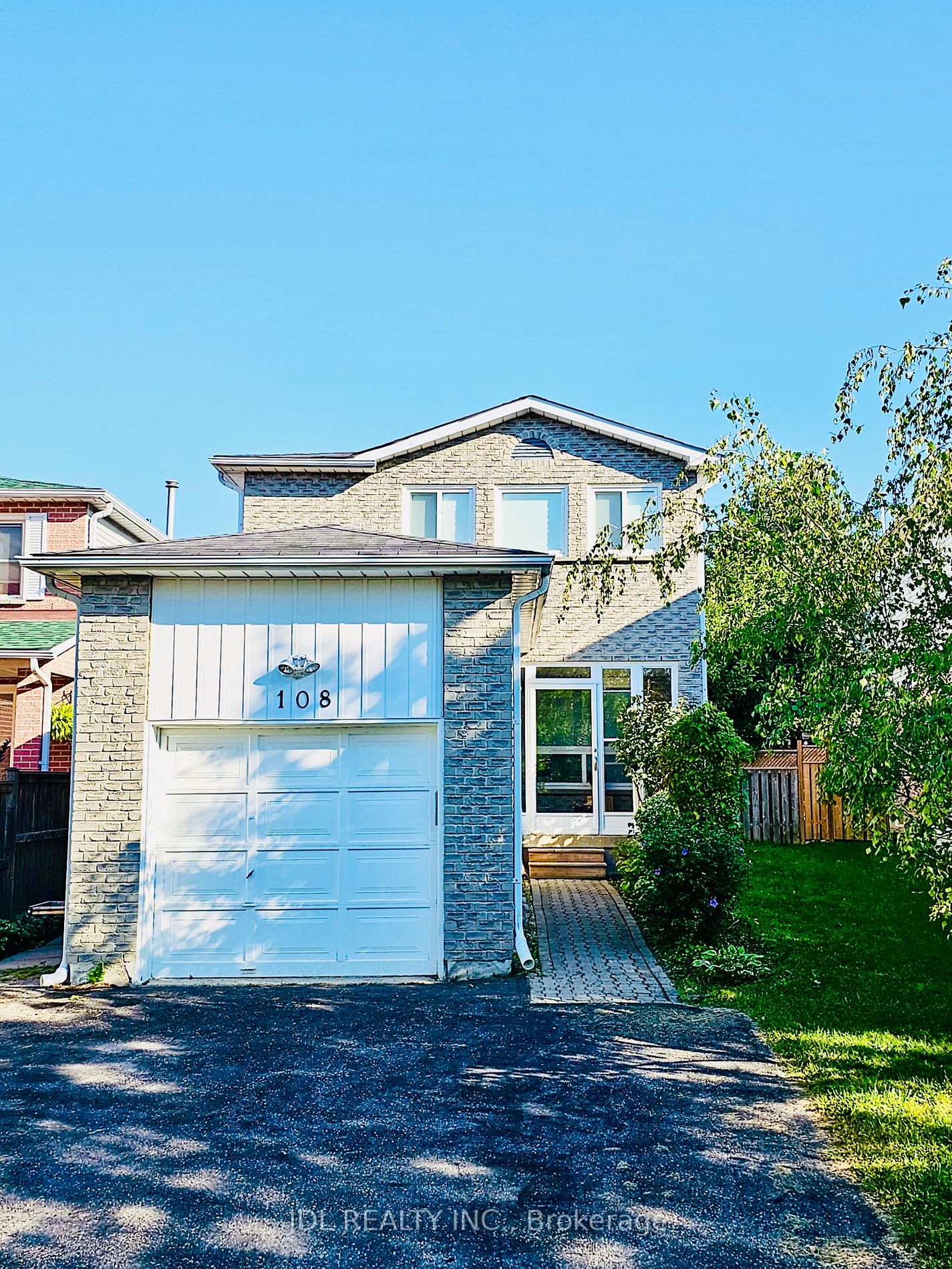 108 Nightstar Dr