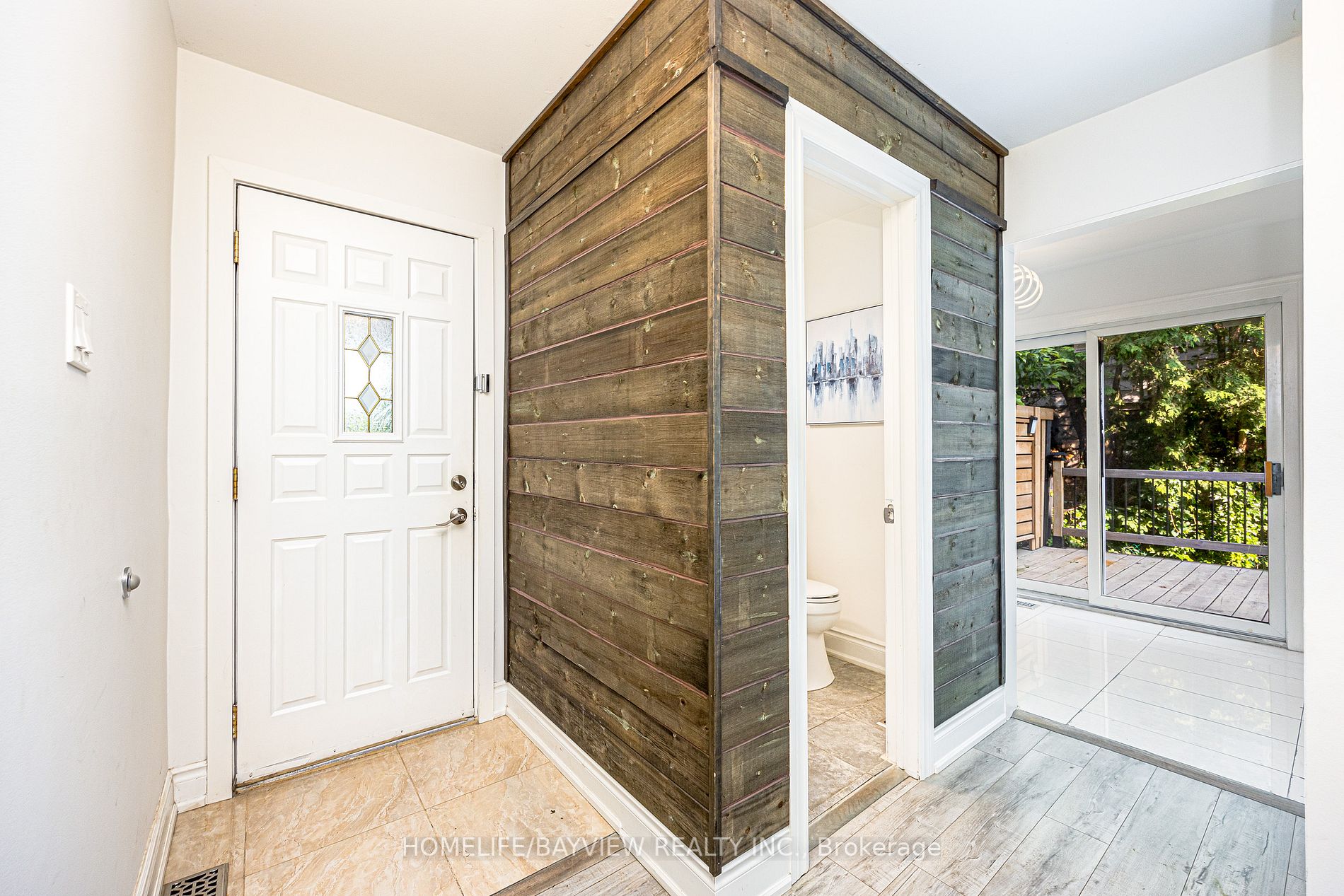 521 Cody Cres