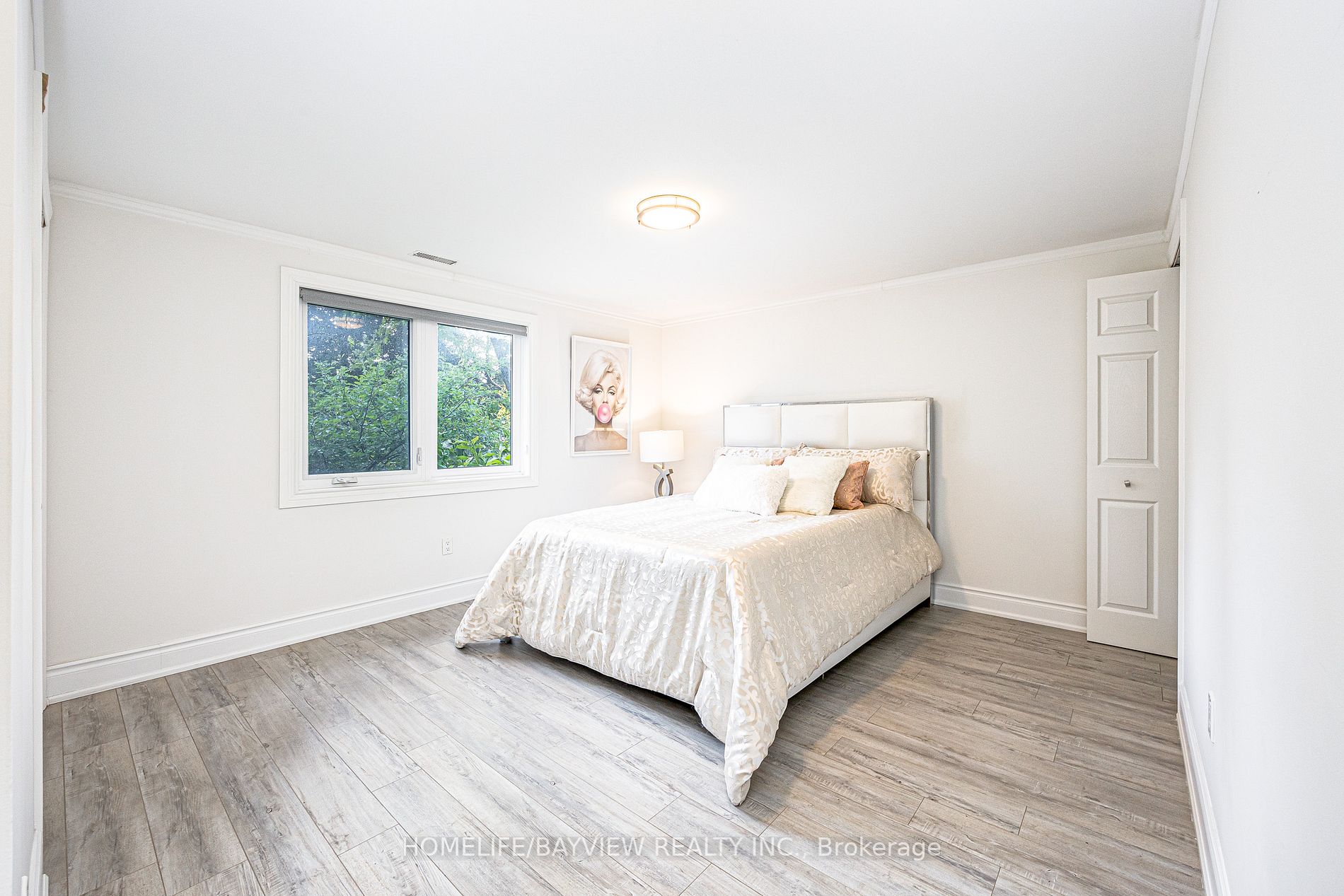 521 Cody Cres