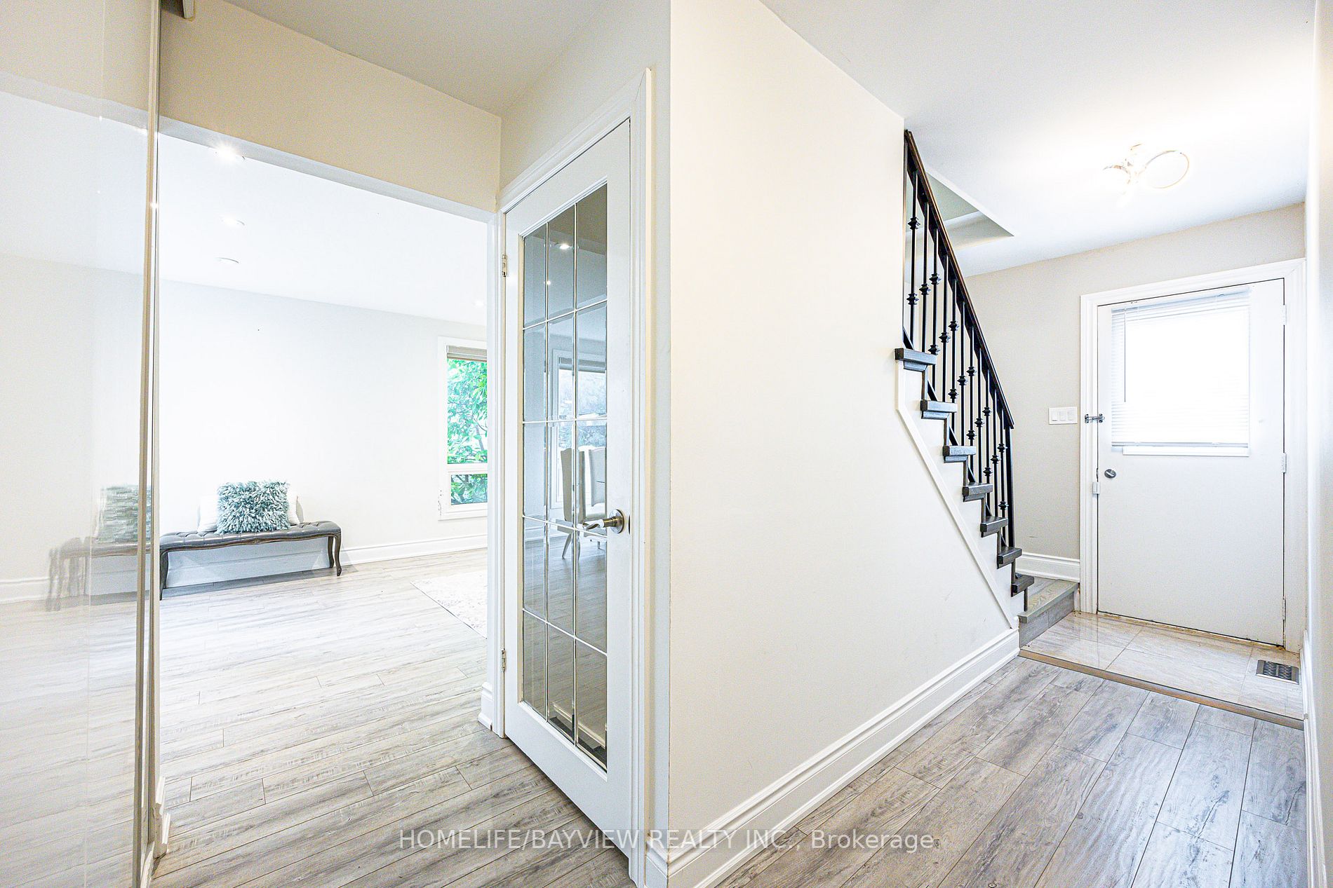 521 Cody Cres