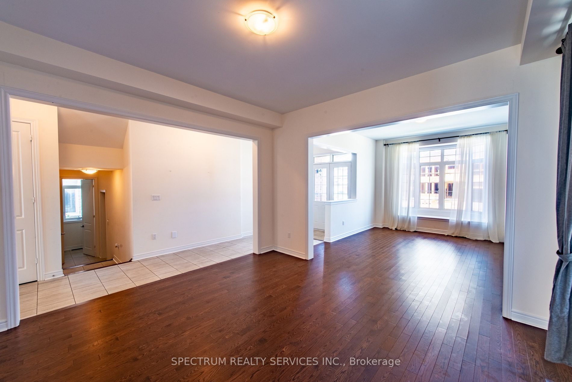 2288 Lozenby St