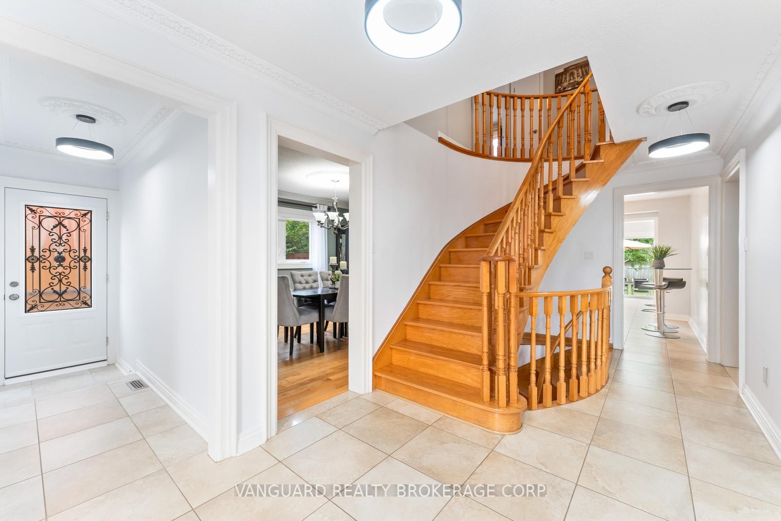 55 Governor Cres