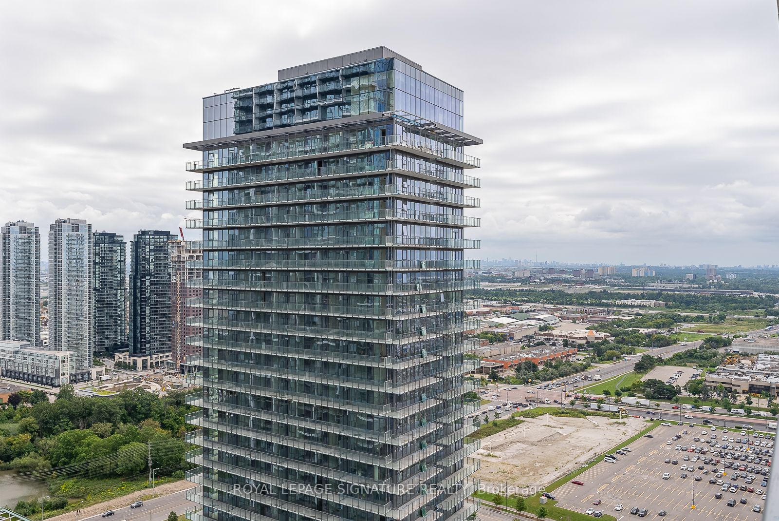 950 Portage Pkwy, #3502