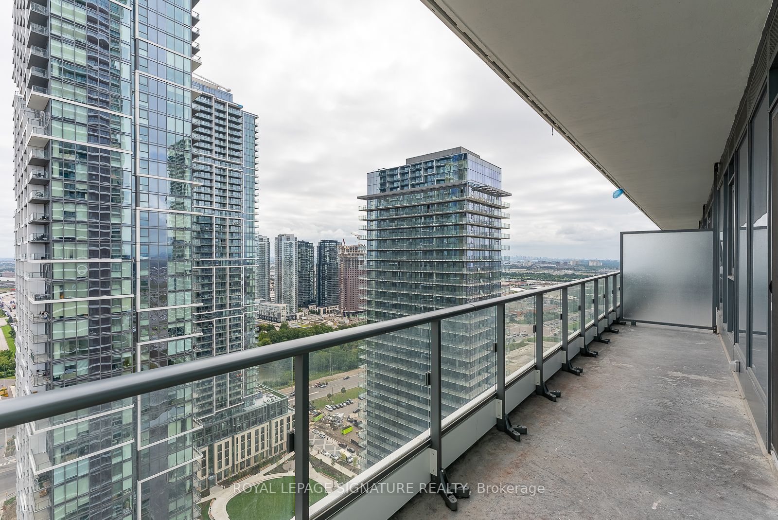 950 Portage Pkwy, #3502