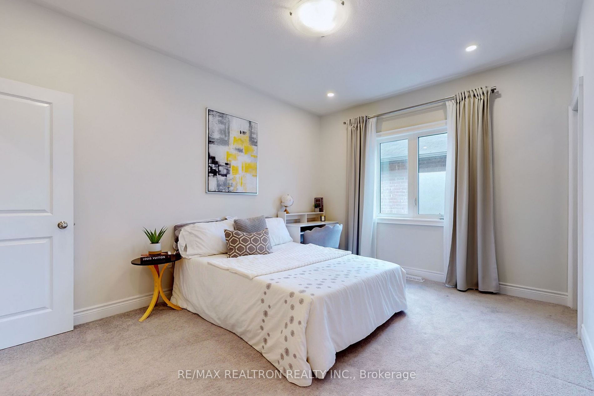 51 Bert Bell Court