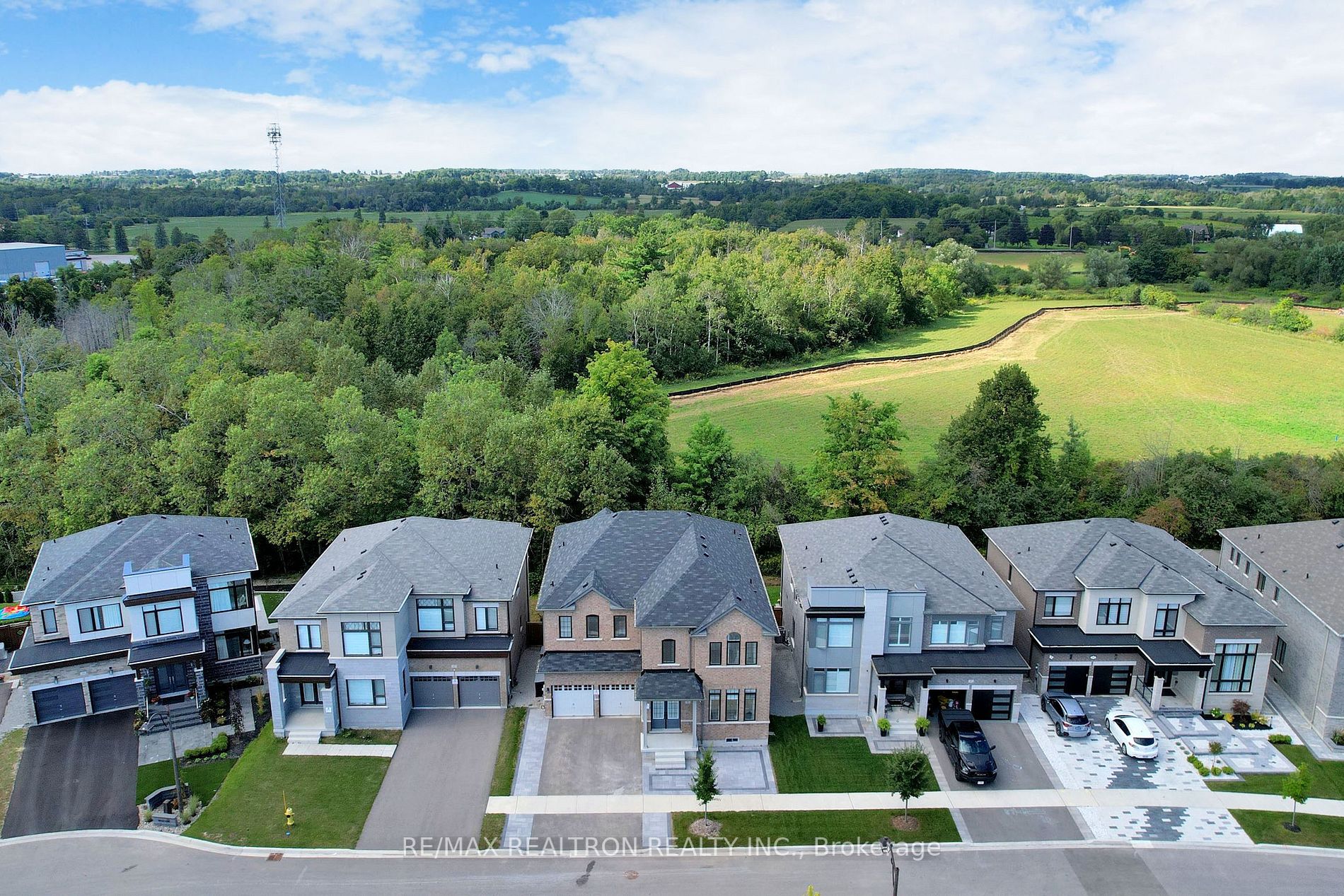 51 Bert Bell Court