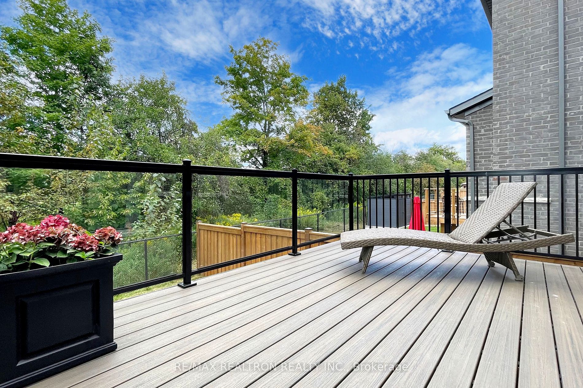 51 Bert Bell Court