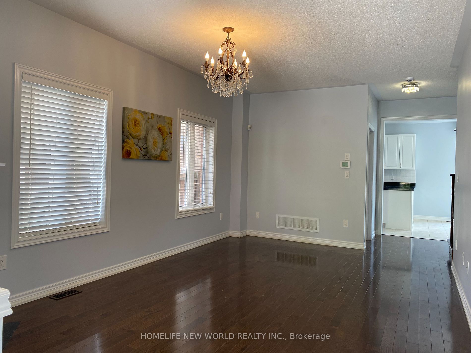 41 Ivory Silk Dr