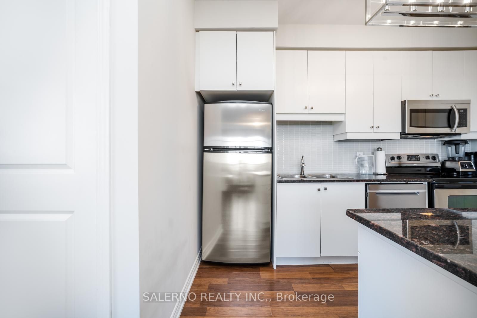 9225 Jane St, #1105