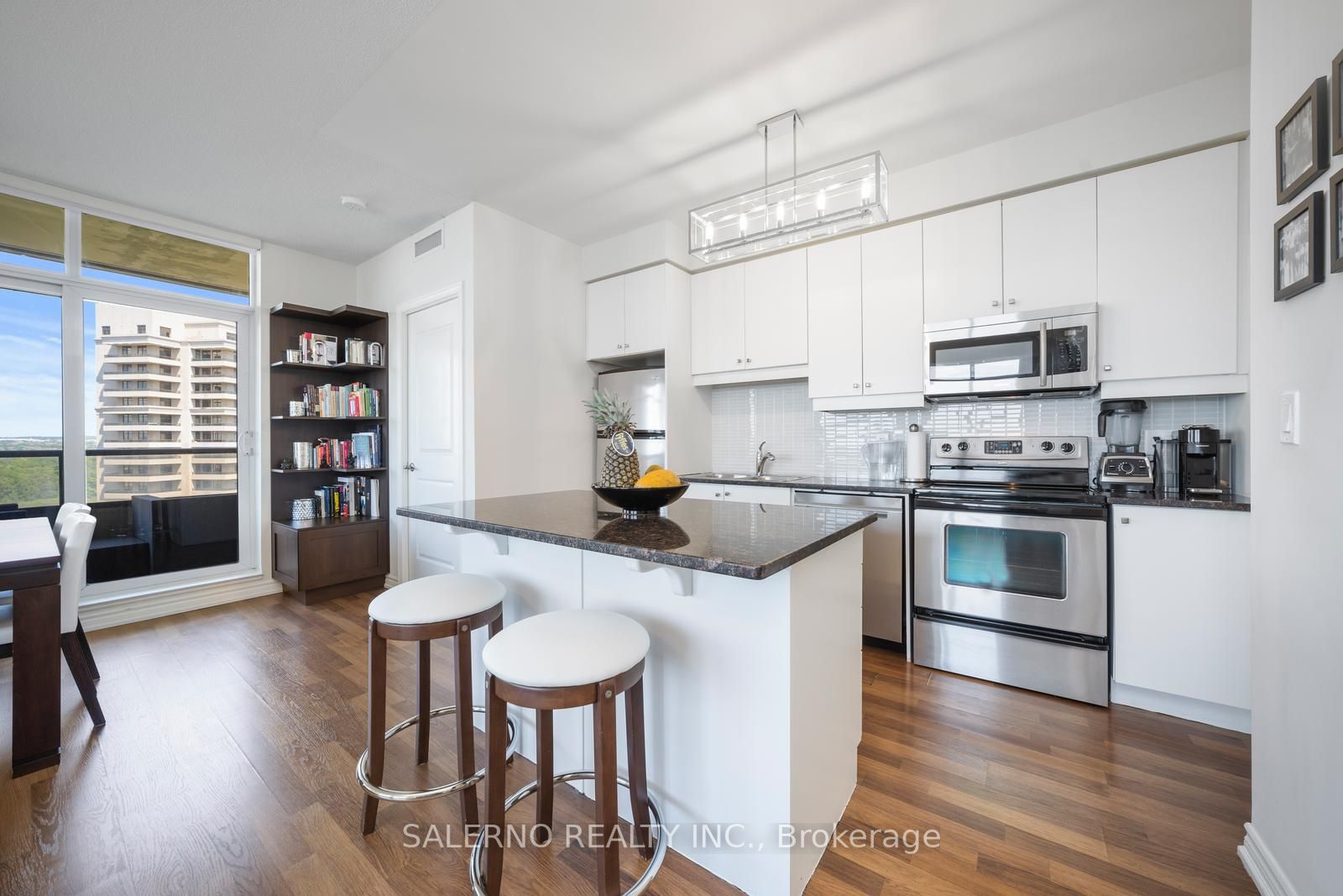 9225 Jane St, #1105