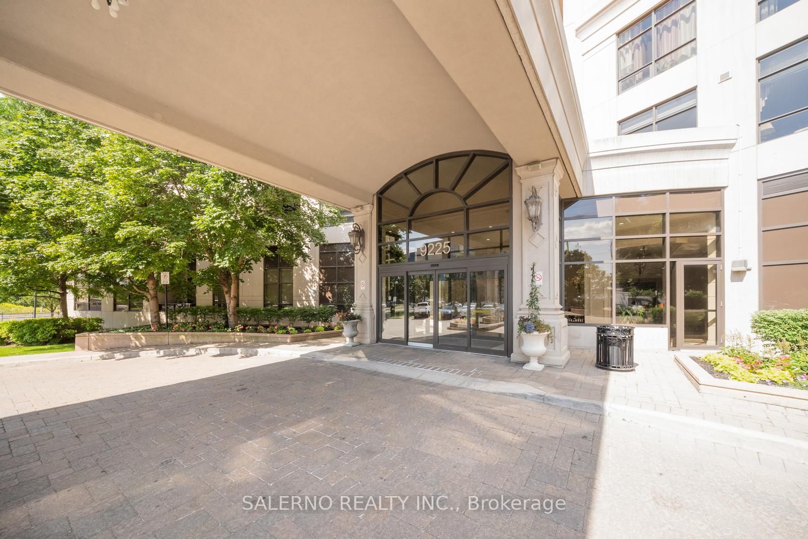 9225 Jane St, #1105