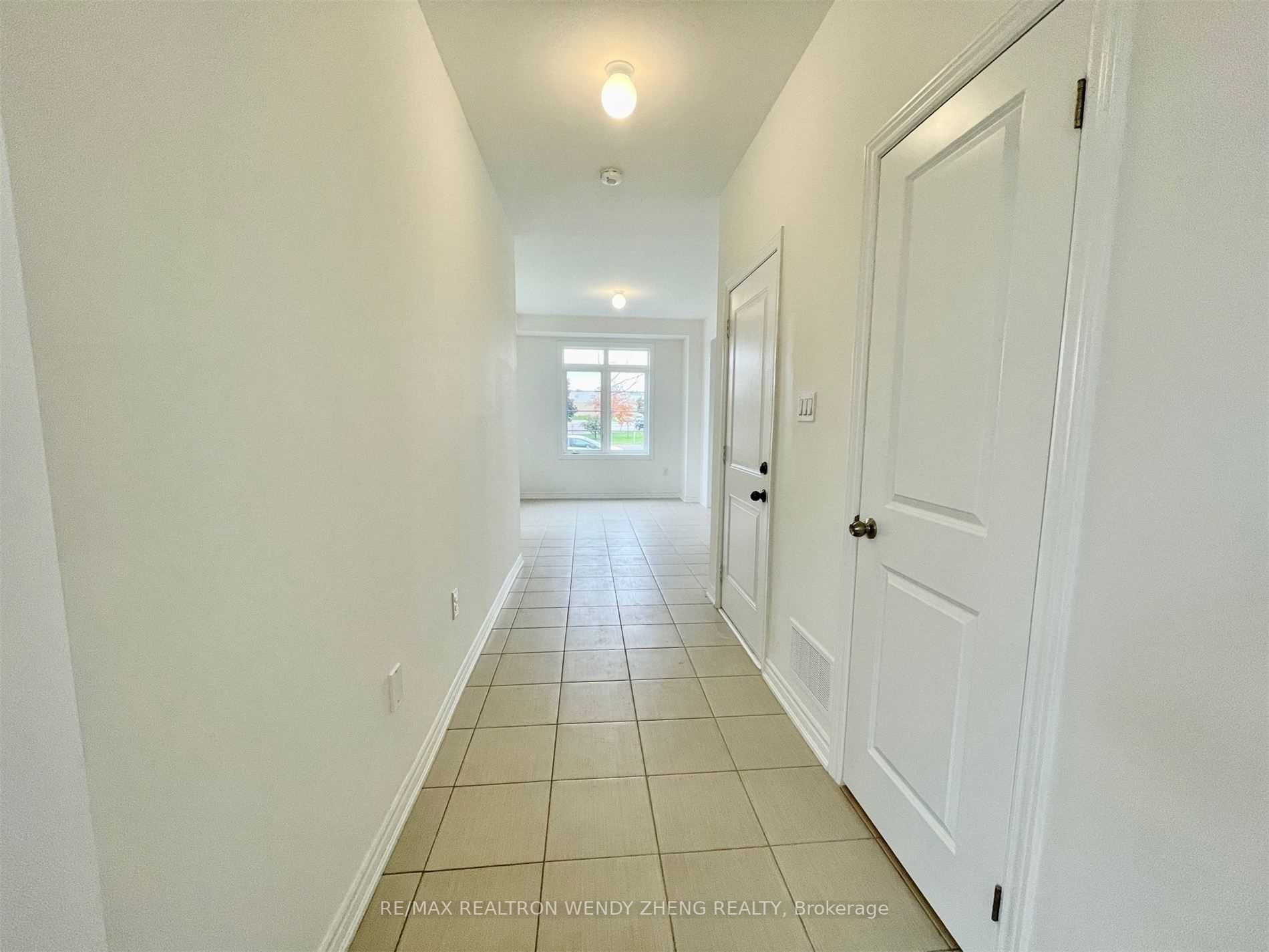 2 John Greene Lane