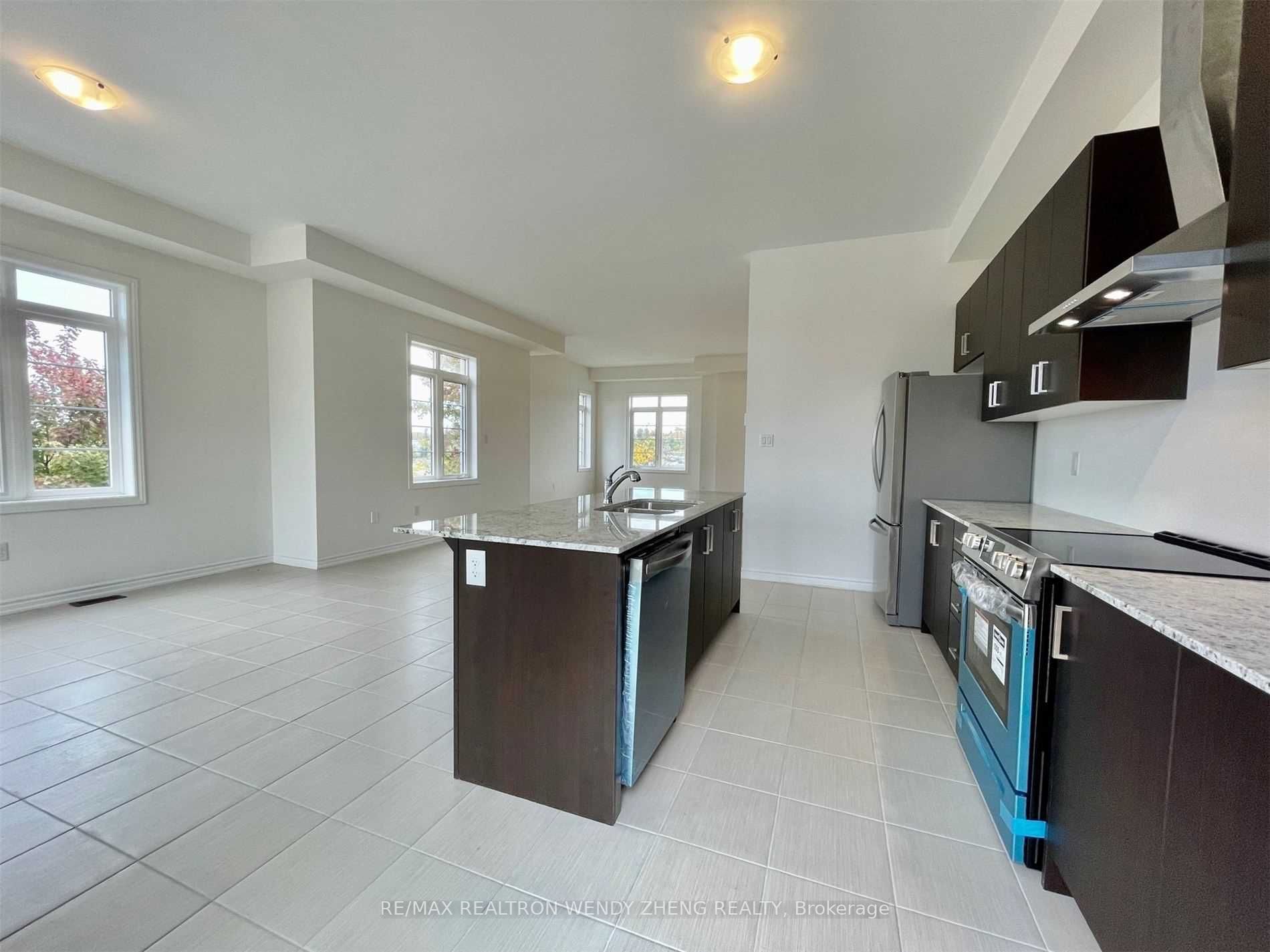 2 John Greene Lane